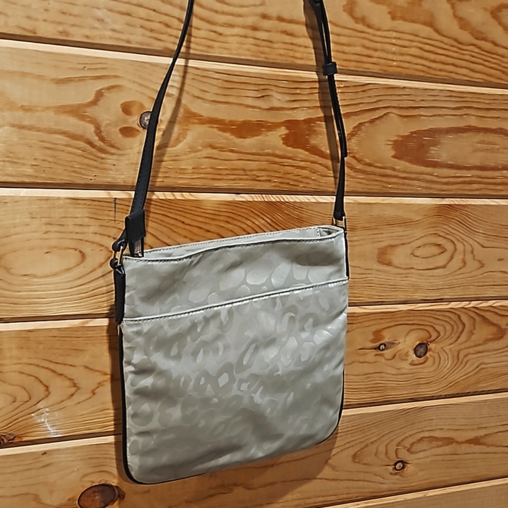 Michael Kors Handbag - Picture 2 of 5